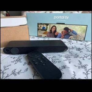 Facebook - Portal TV Smart Video Calling on Your TV
with Alexa - Black